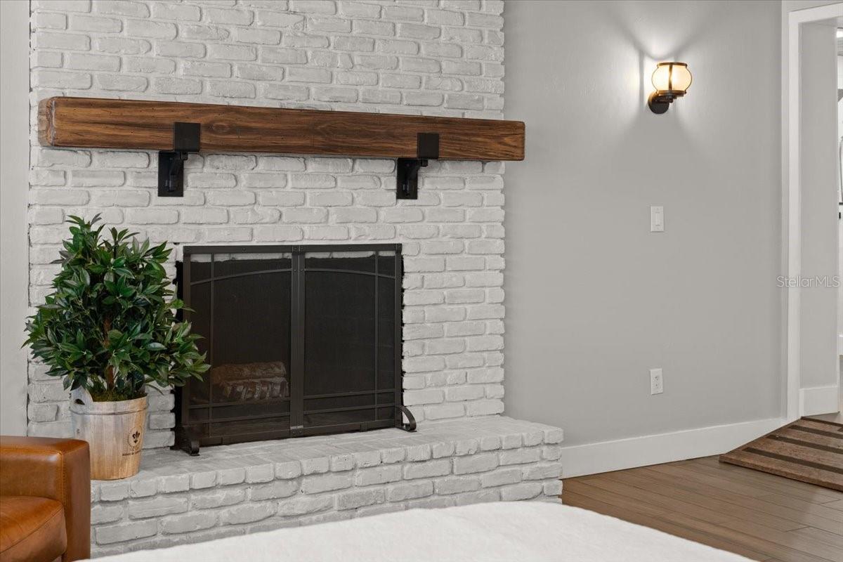 Image 22 of 51 For 793 Timothy Street