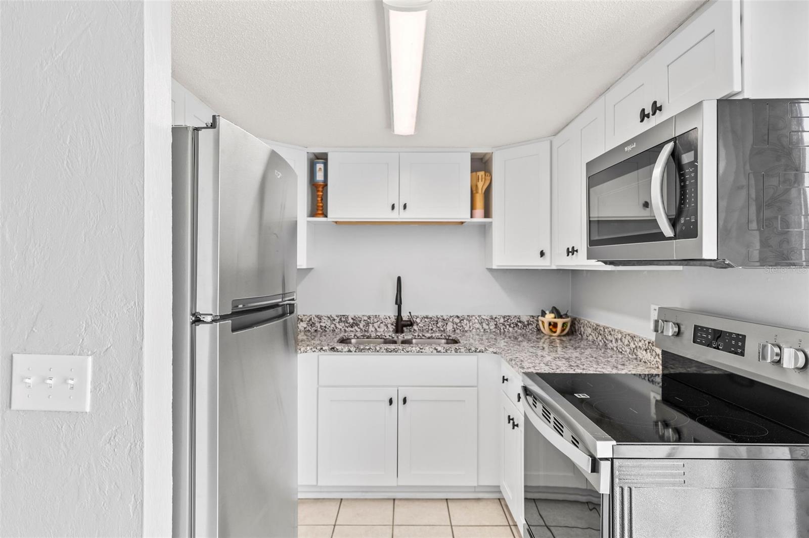 Image 14 of 29 For 1600 Palmetto Avenue 105