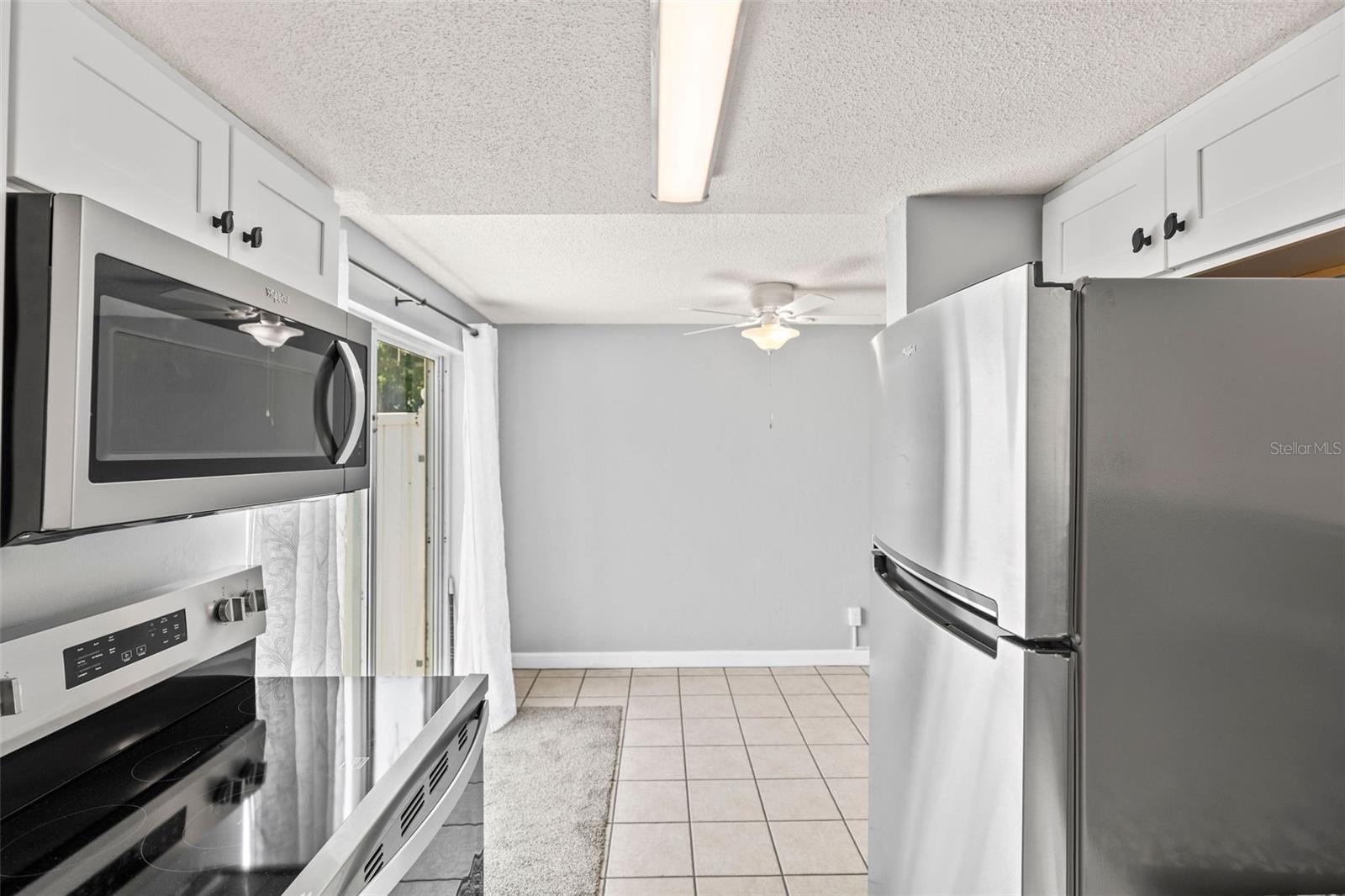 Image 16 of 29 For 1600 Palmetto Avenue 105