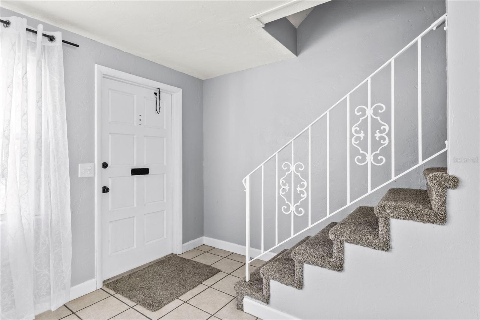 Image 2 of 29 For 1600 Palmetto Avenue 105