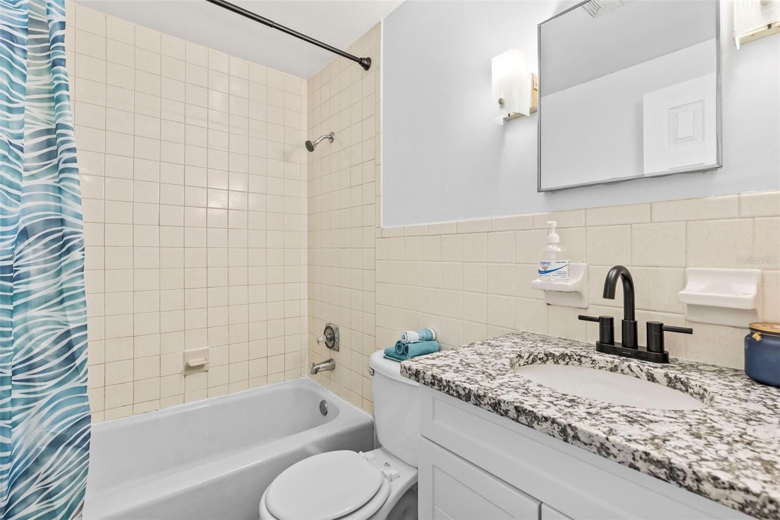 Image 24 of 29 For 1600 Palmetto Avenue 105