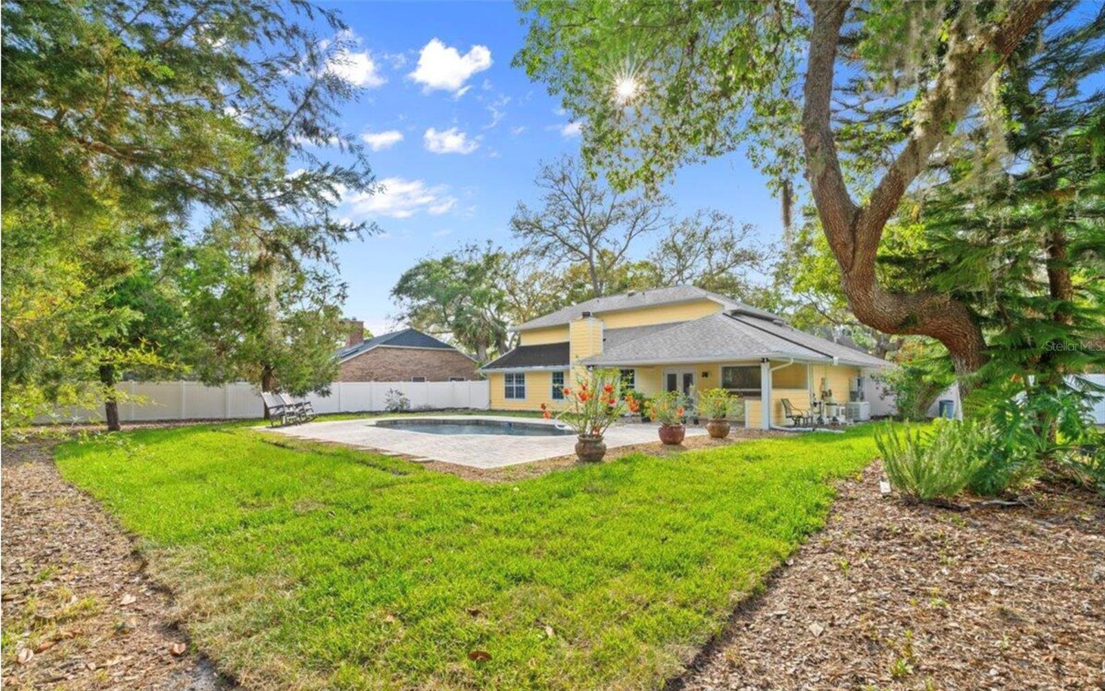 Image 41 of 66 For 28 Shadowcreek Way