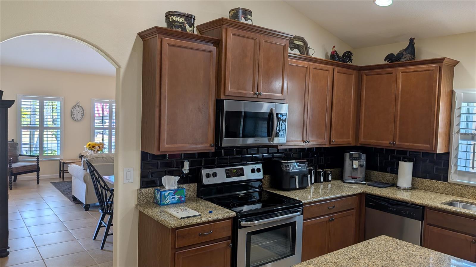 Image 3 of 37 For 451 Dillard Drive Se