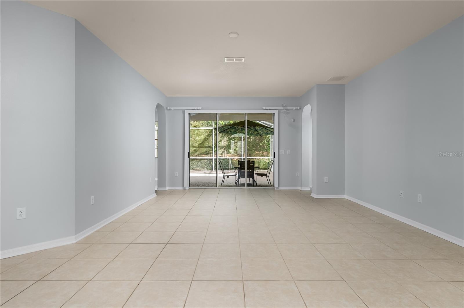 Image 7 of 36 For 8231 79th Court