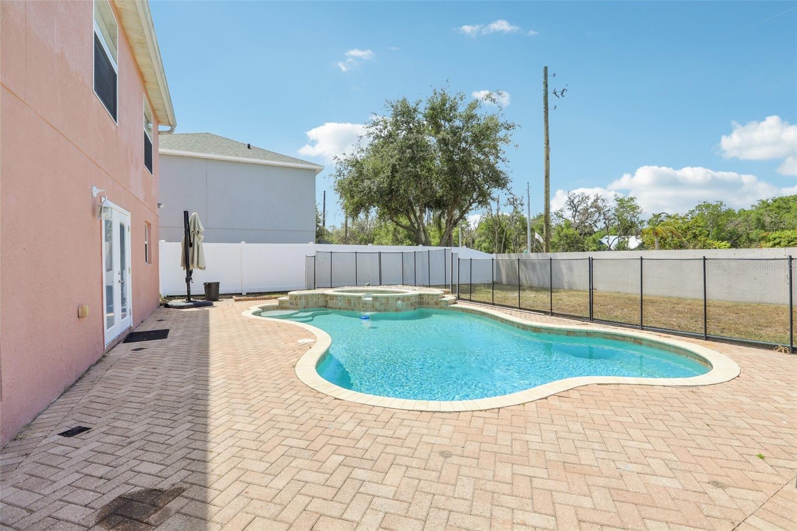 Image 4 of 47 For 193 Fish Hawk Drive