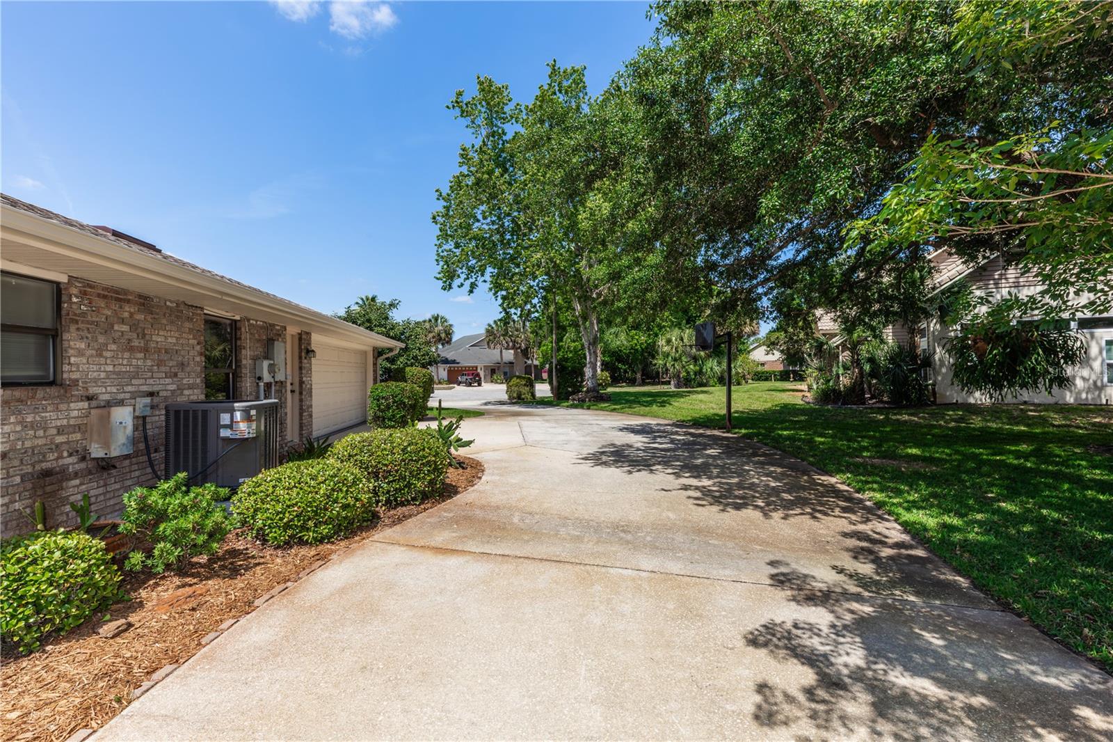Image 37 of 45 For 68 Spring Lake Drive