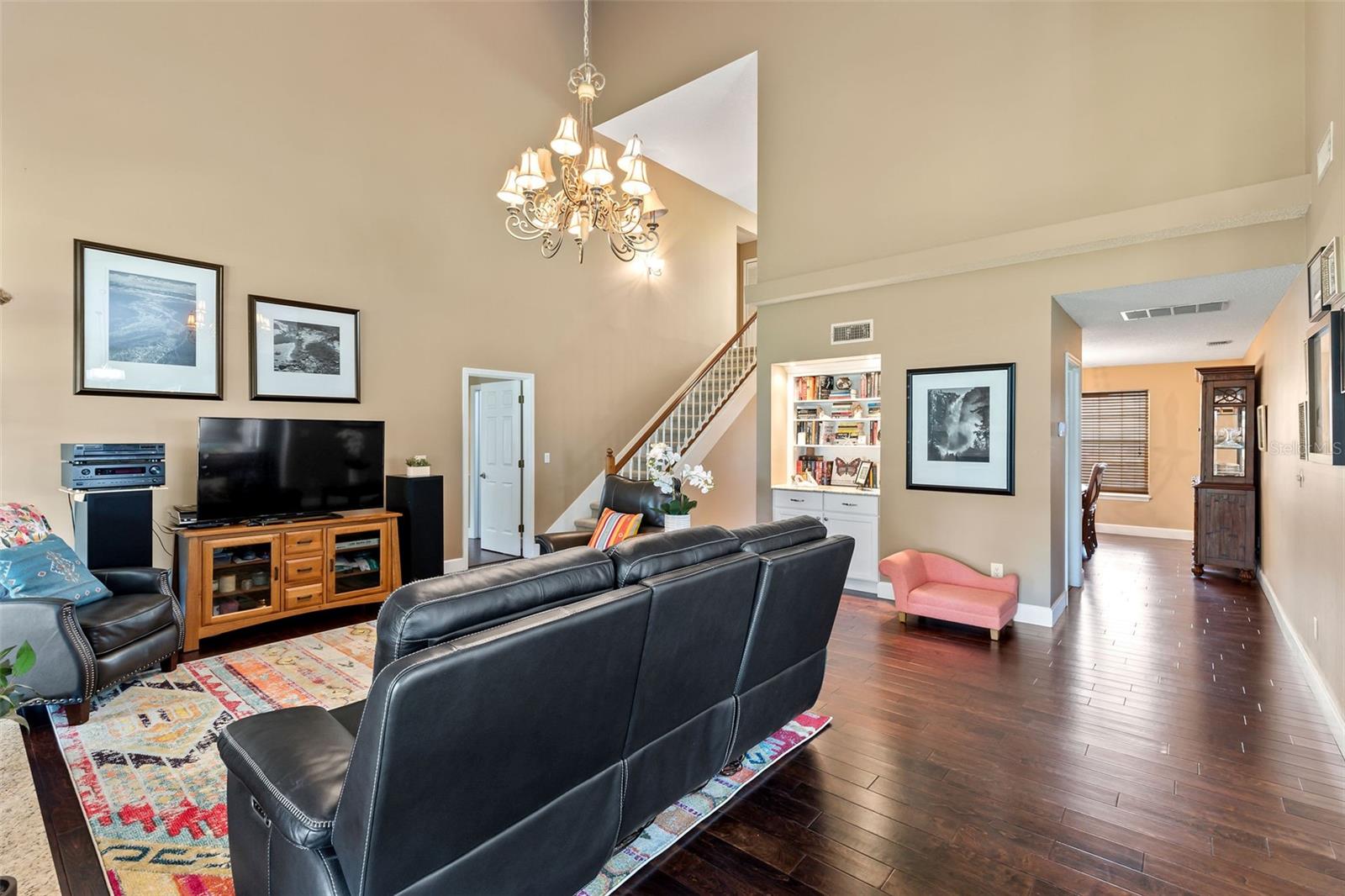Image 32 of 65 For 6 Leisure Wood Way