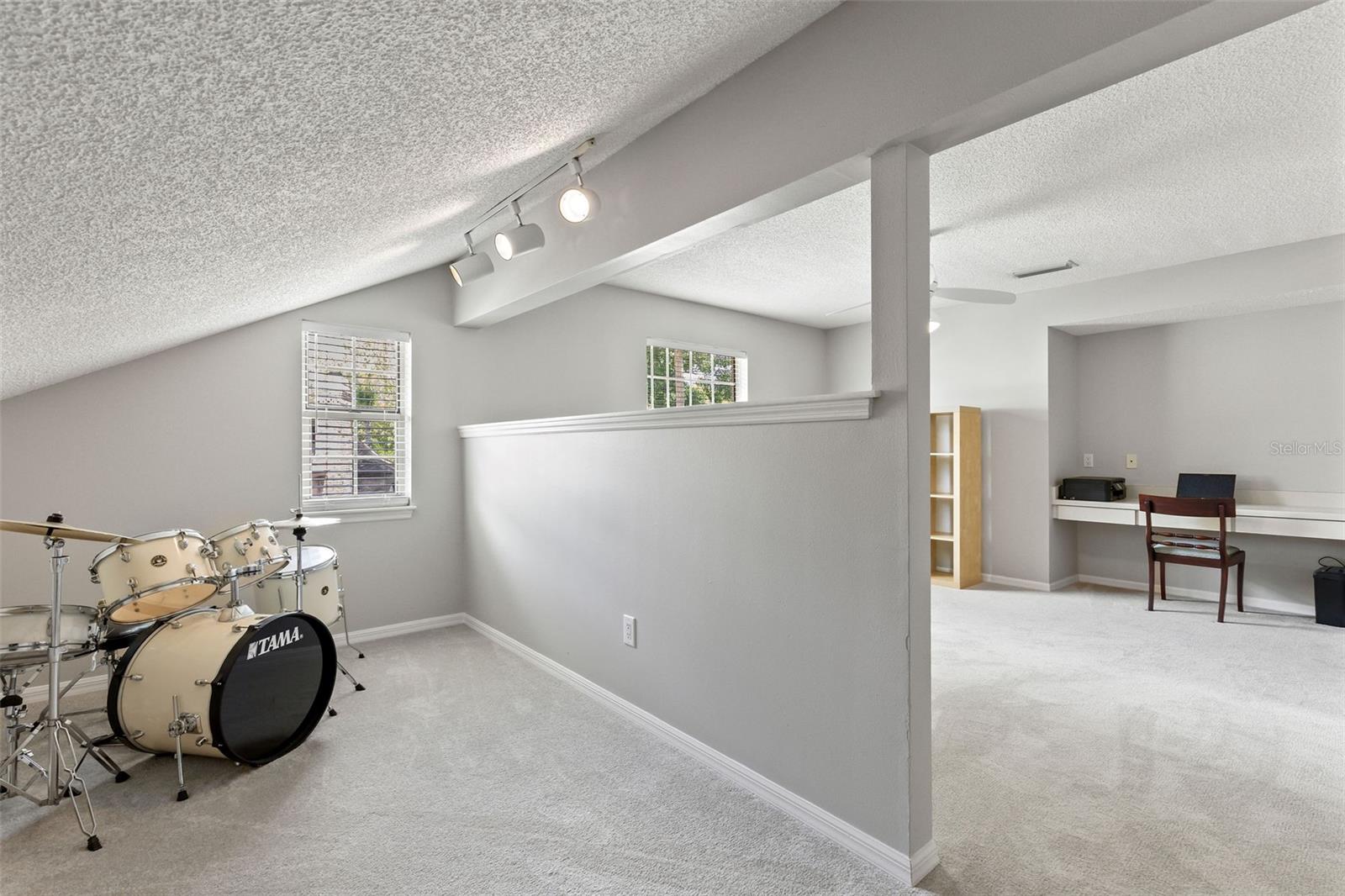 Image 45 of 65 For 6 Leisure Wood Way