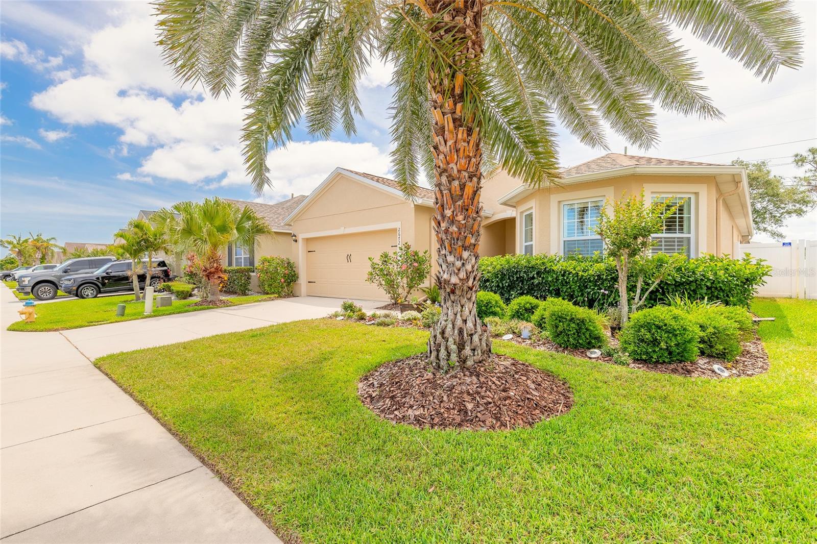 Image 3 of 43 For 2672 Star Coral Lane
