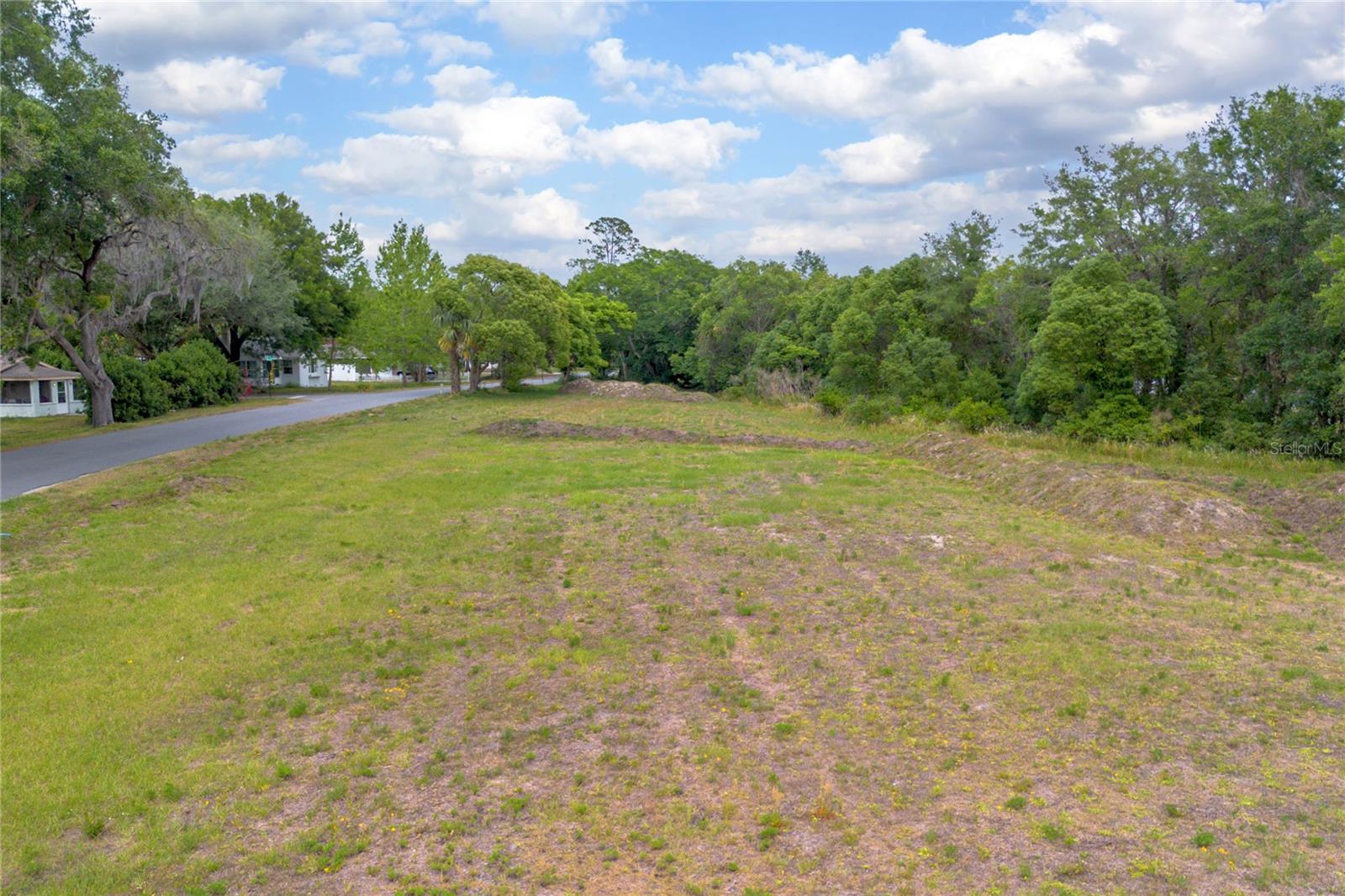 Image 20 of 22 For Lake Pearl Drive