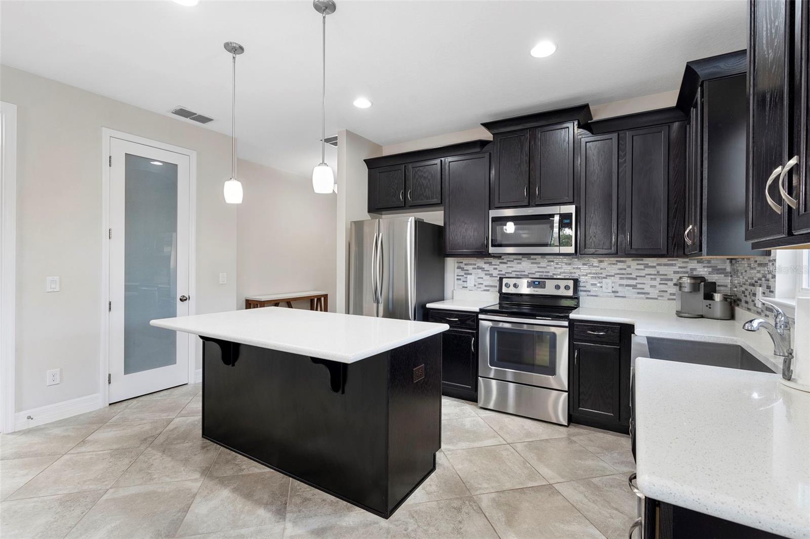 Image 10 of 31 For 2406 Kennington Cove