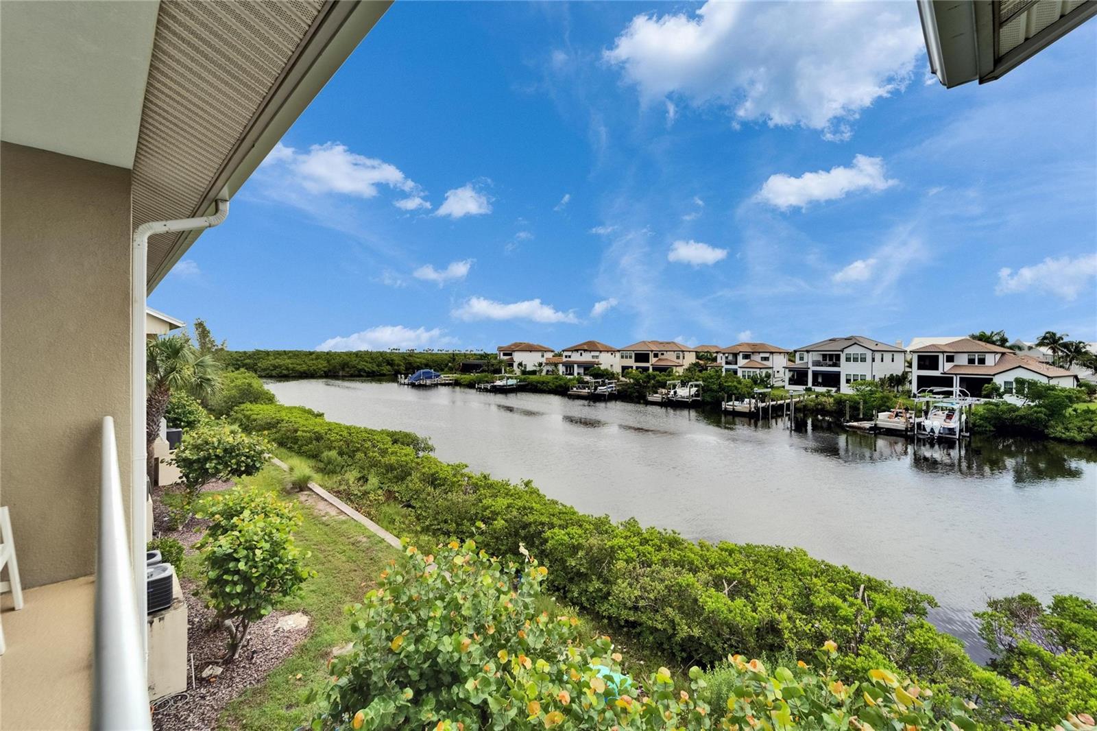 Image 33 of 67 For 603 Bahia Beach Boulevard