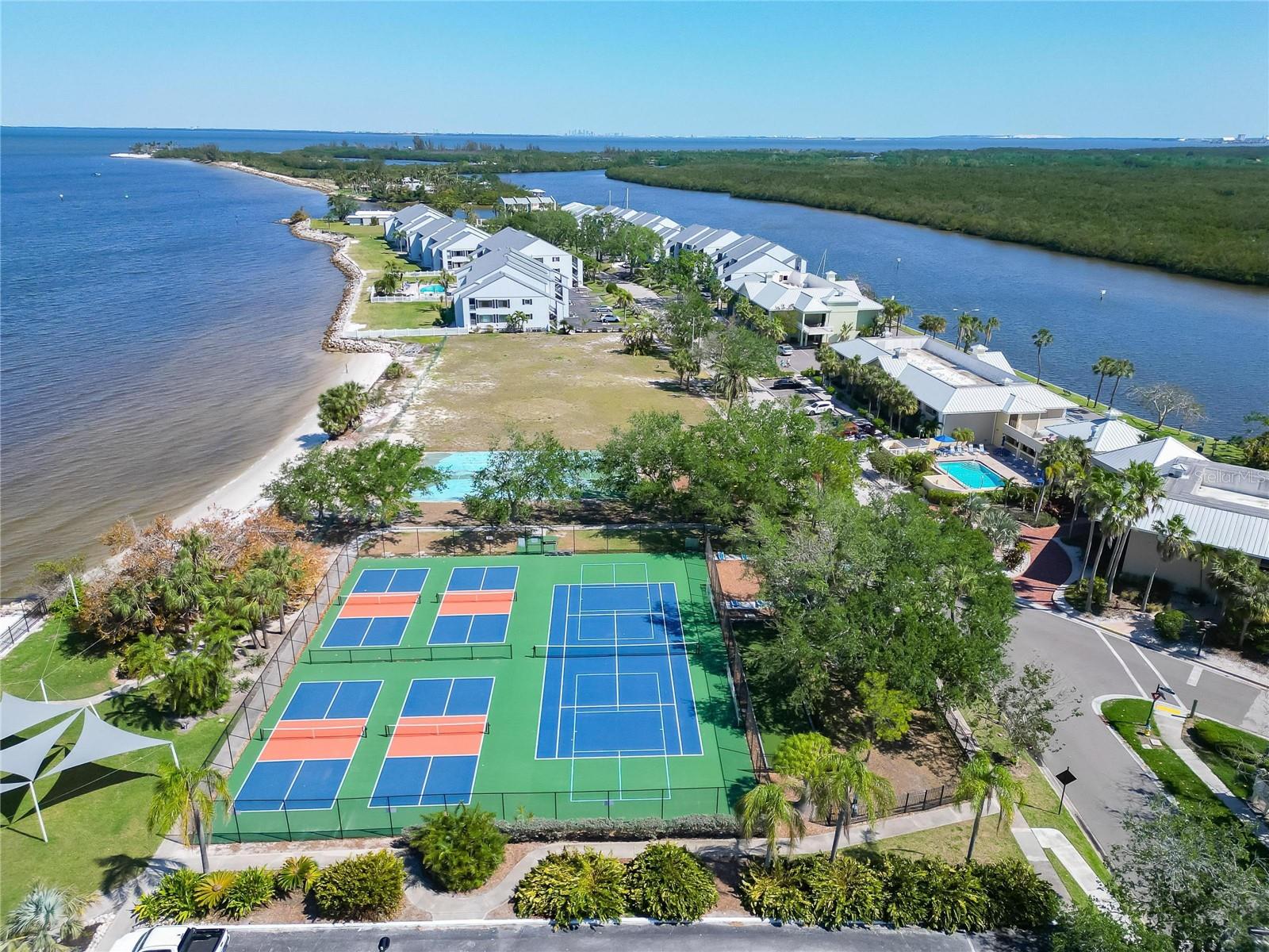 Image 55 of 67 For 603 Bahia Beach Boulevard