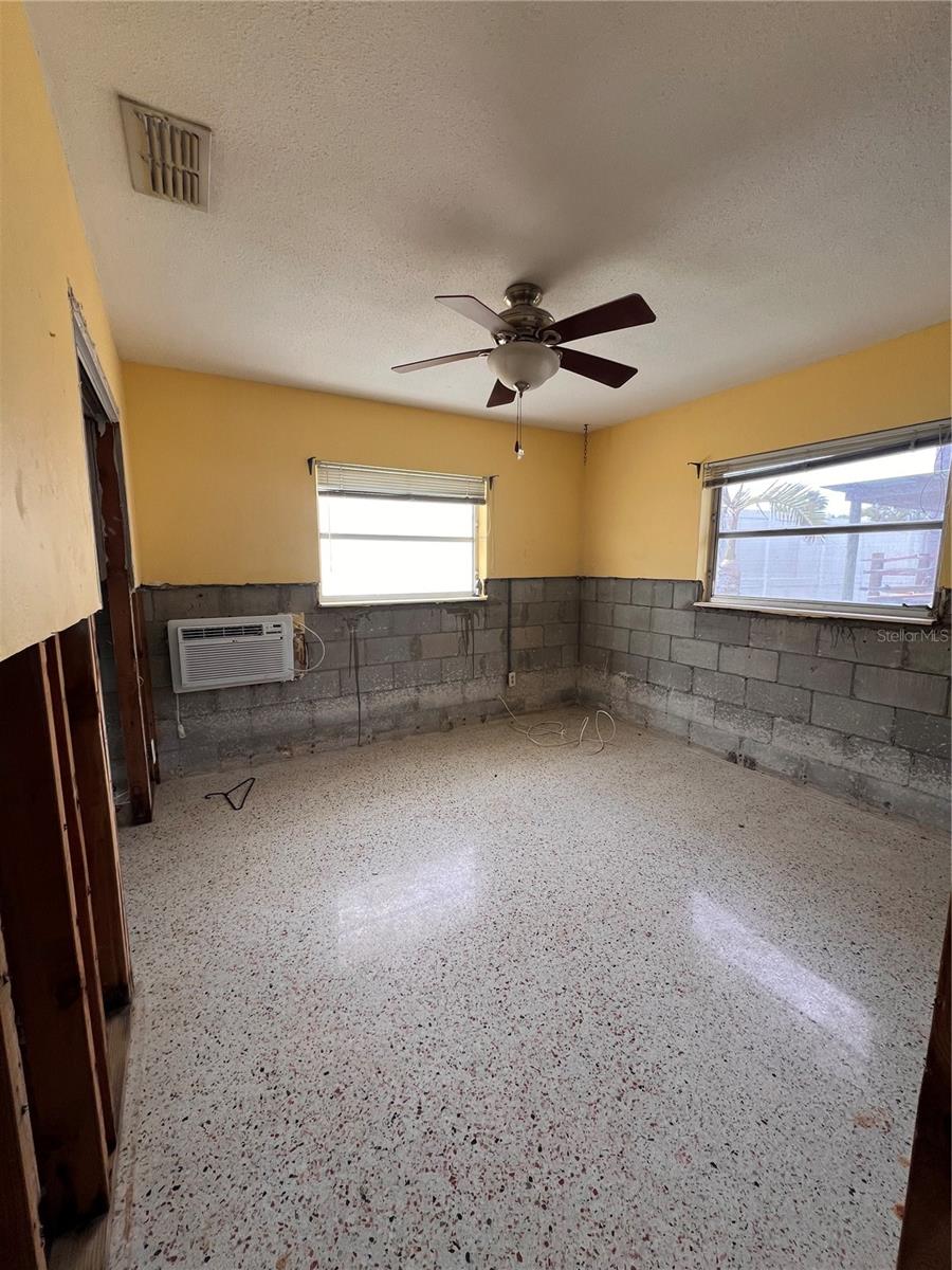 Image 19 of 24 For 855 Boca Ciega Isle Drive