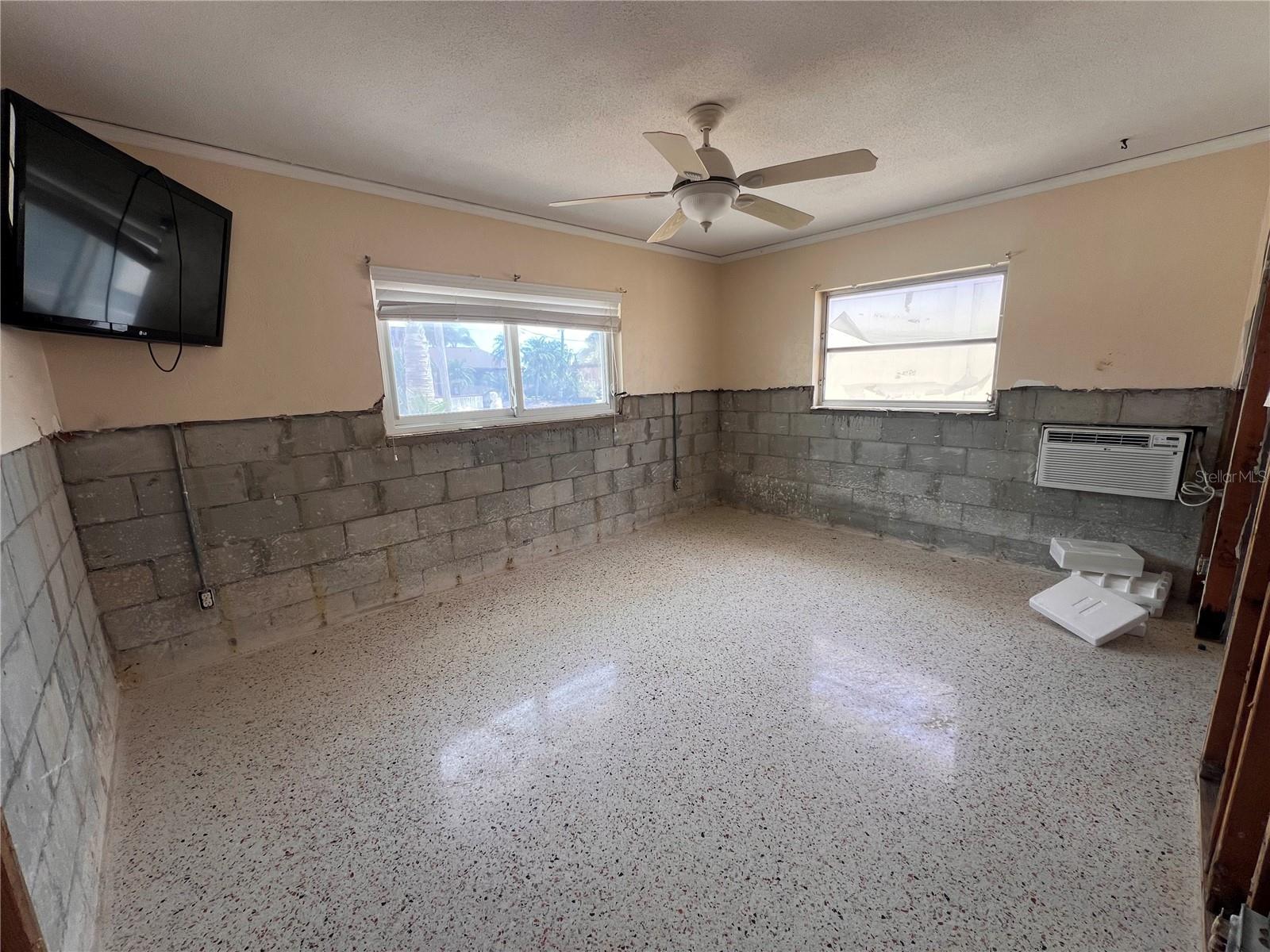 Image 21 of 24 For 855 Boca Ciega Isle Drive