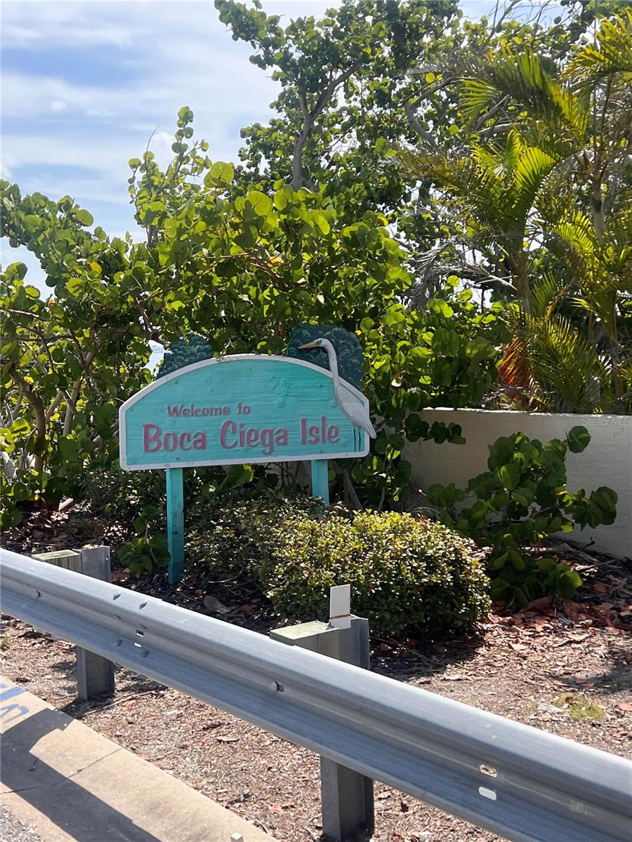 Image 22 of 24 For 855 Boca Ciega Isle Drive