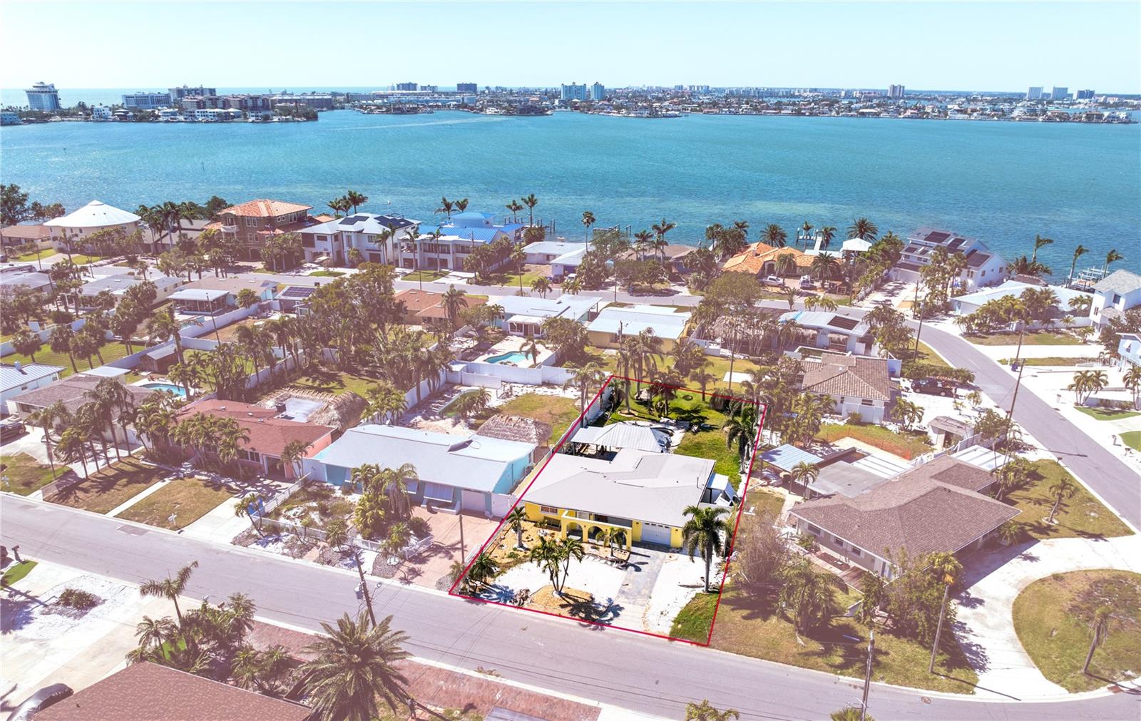 Image 3 of 24 For 855 Boca Ciega Isle Drive