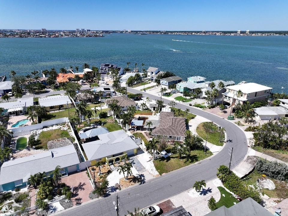 Image 6 of 24 For 855 Boca Ciega Isle Drive