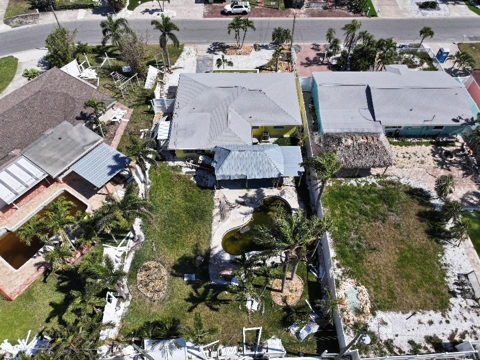 Image 9 of 24 For 855 Boca Ciega Isle Drive