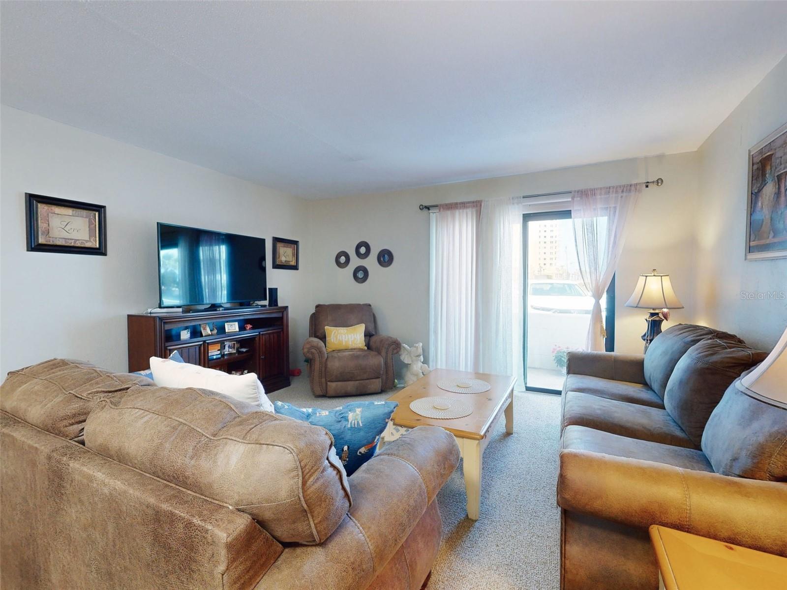 Image 12 of 48 For 2101 Atlantic Avenue 10