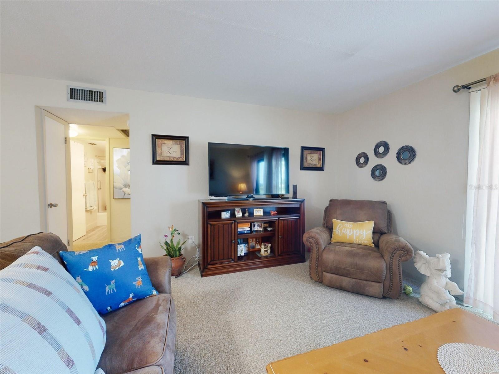 Image 19 of 48 For 2101 Atlantic Avenue 10