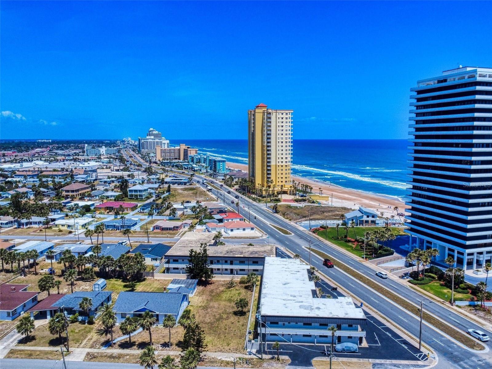 Image 32 of 48 For 2101 Atlantic Avenue 10