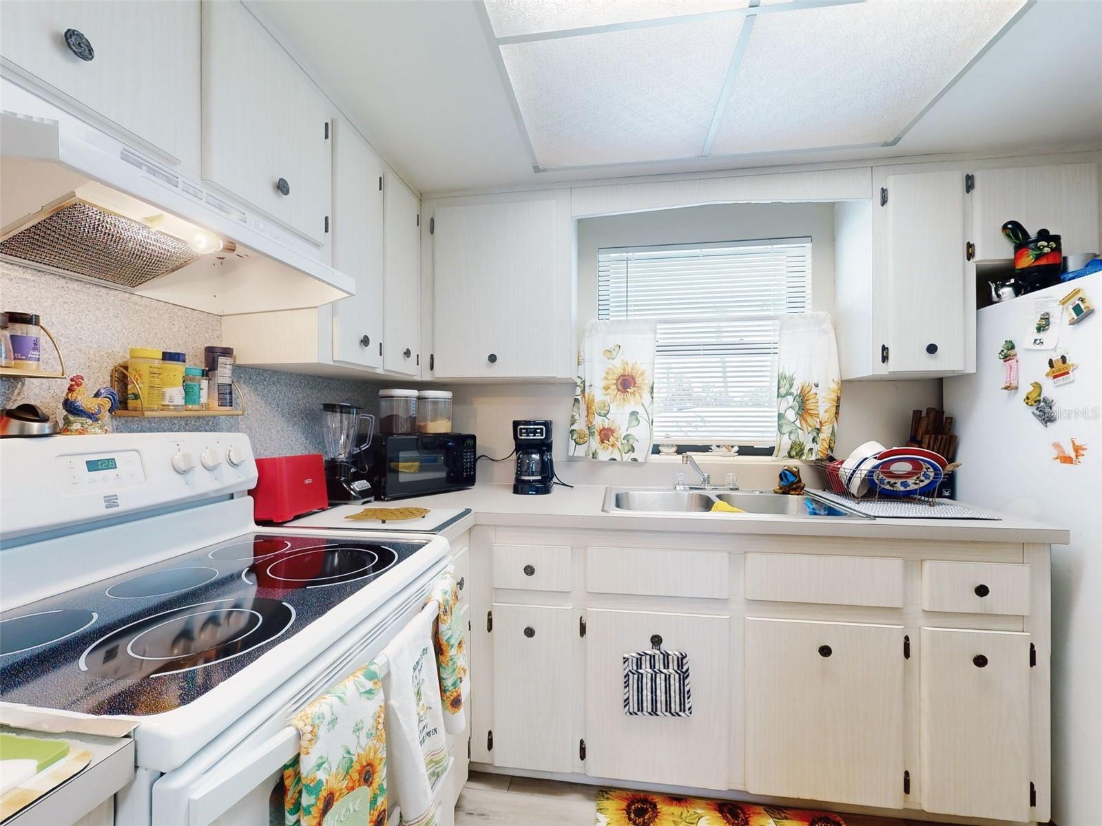 Image 9 of 48 For 2101 Atlantic Avenue 10