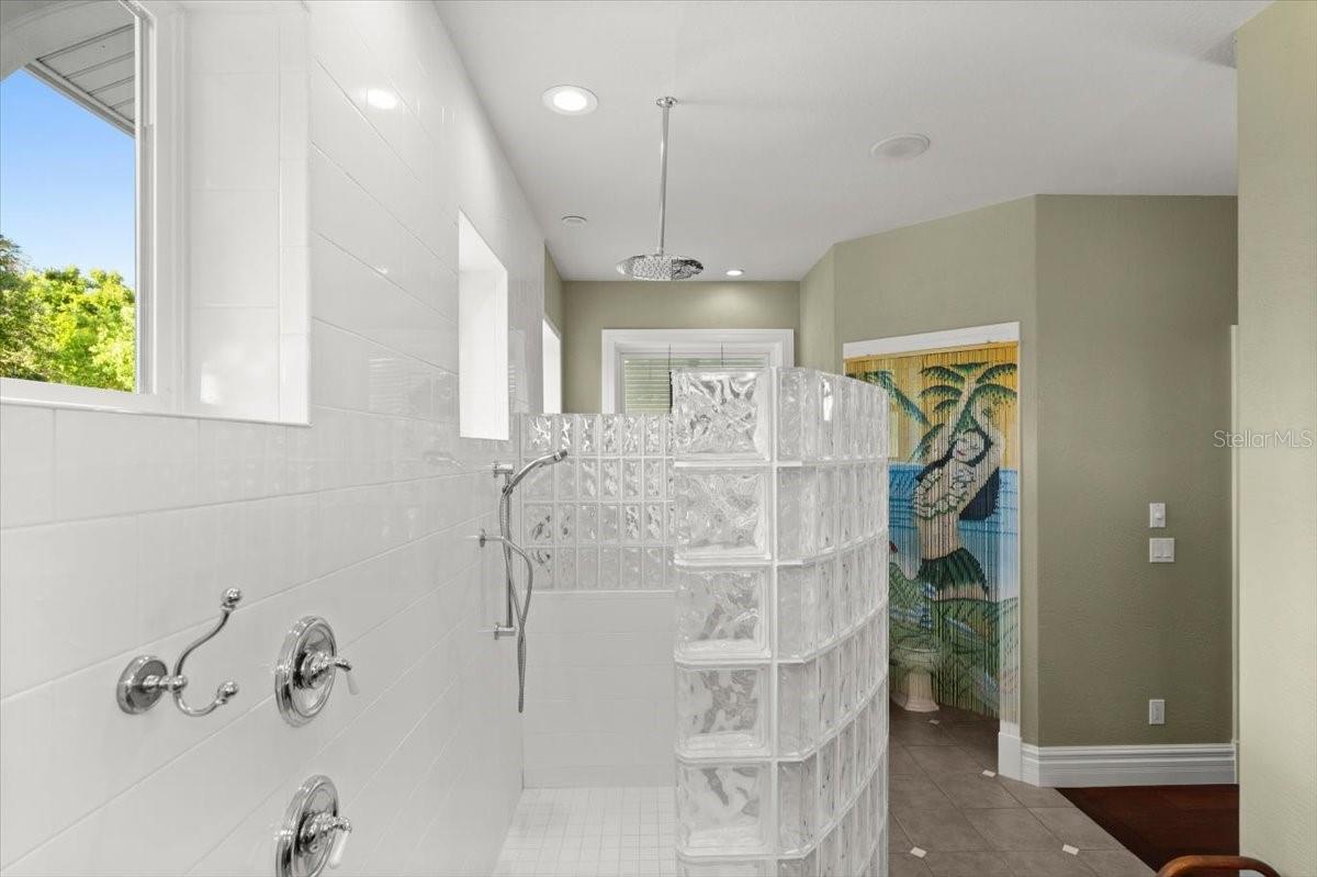 Image 71 of 72 For 6317 Palmas Bay Circle
