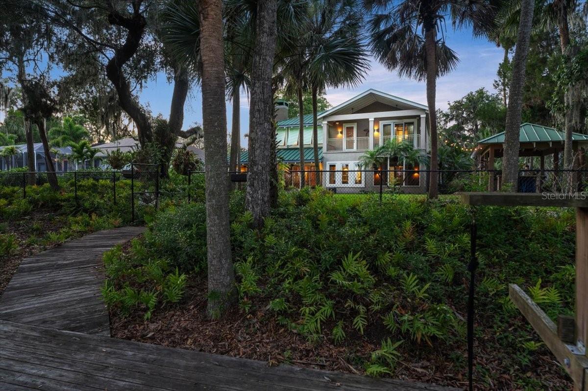 Image 8 of 72 For 6317 Palmas Bay Circle