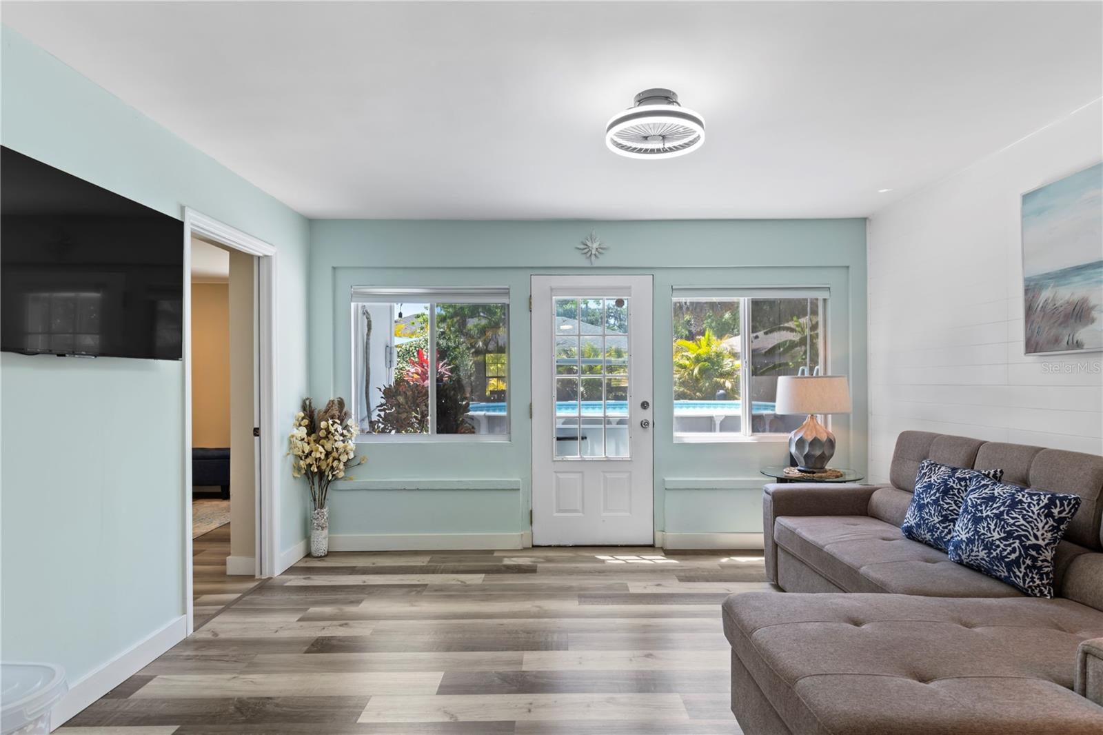 Image 19 of 49 For 2824 Oak Lea Drive