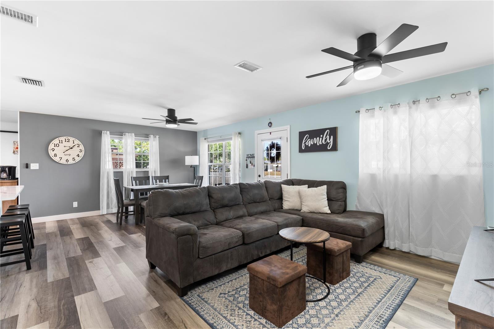 Image 7 of 49 For 2824 Oak Lea Drive