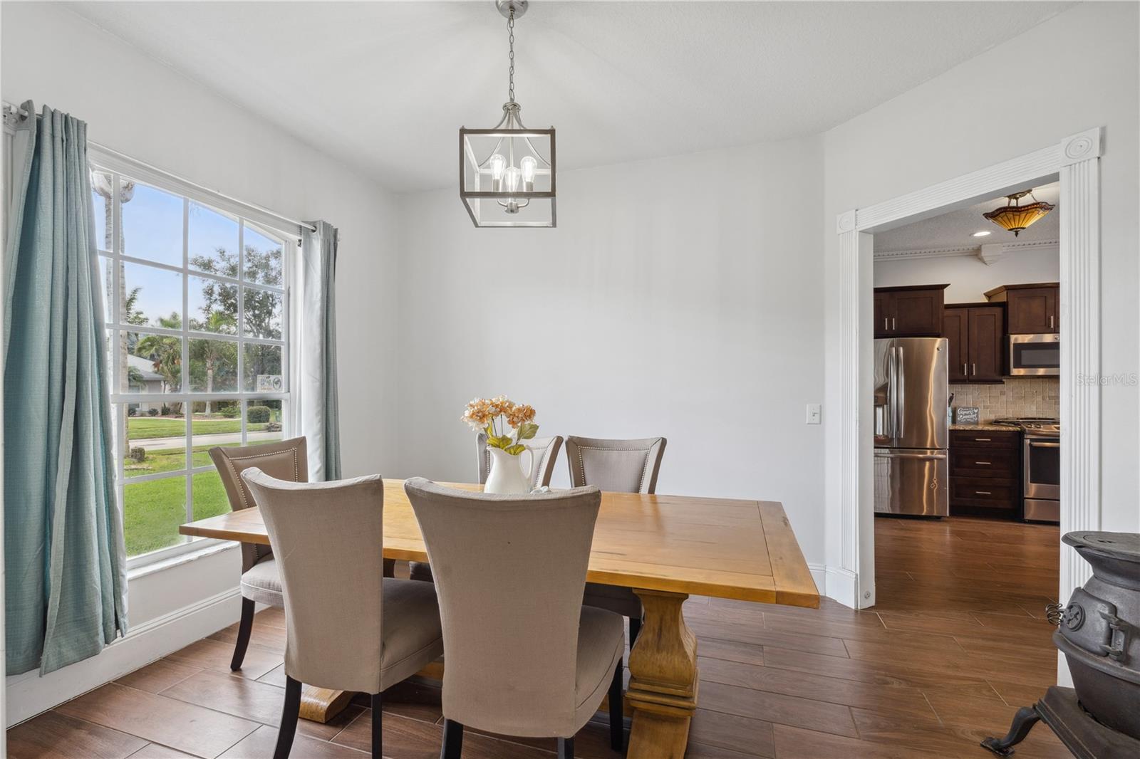 Image 5 of 31 For 1491 Nappa Drive