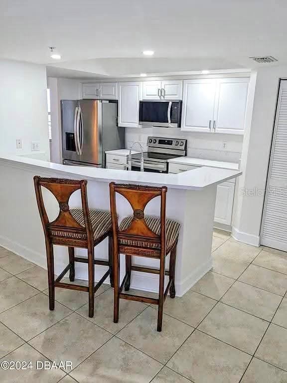 Image 5 of 29 For 3311 Atlantic Avenue 604