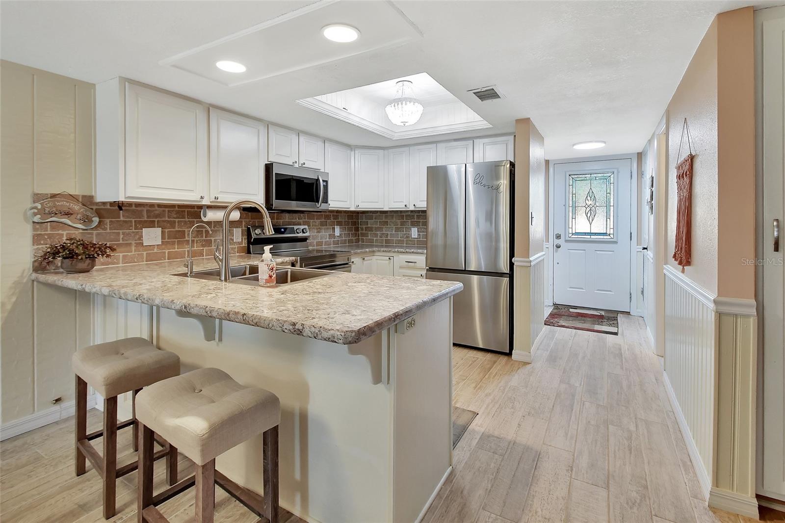 Image 6 of 23 For 2329 River Ridge Road 4