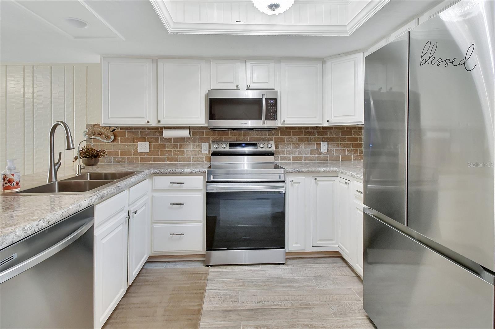 Image 7 of 23 For 2329 River Ridge Road 4