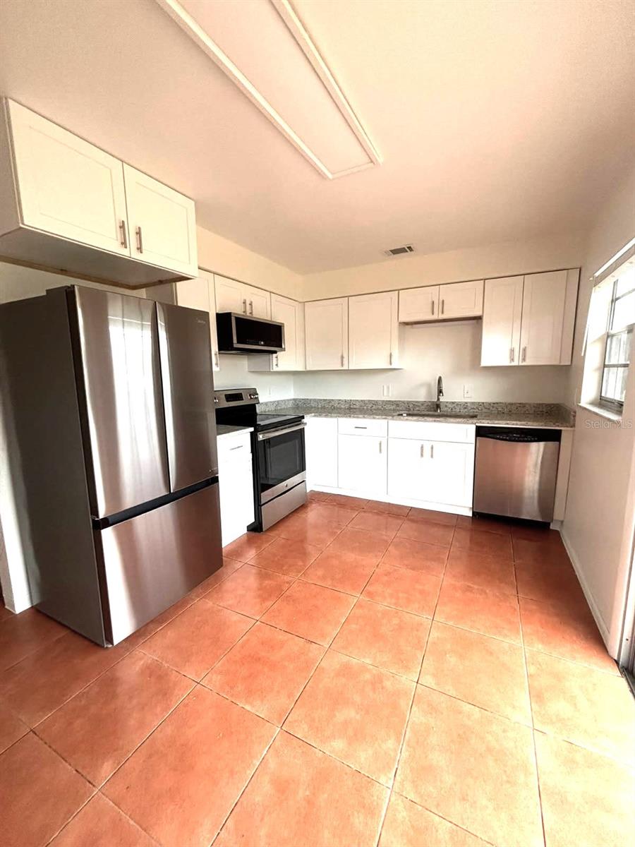 Image 5 of 10 For 1357 Fowler Drive