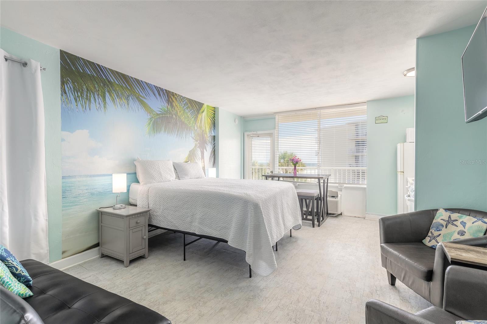 Image 3 of 30 For 1233 Atlantic Avenue 3090