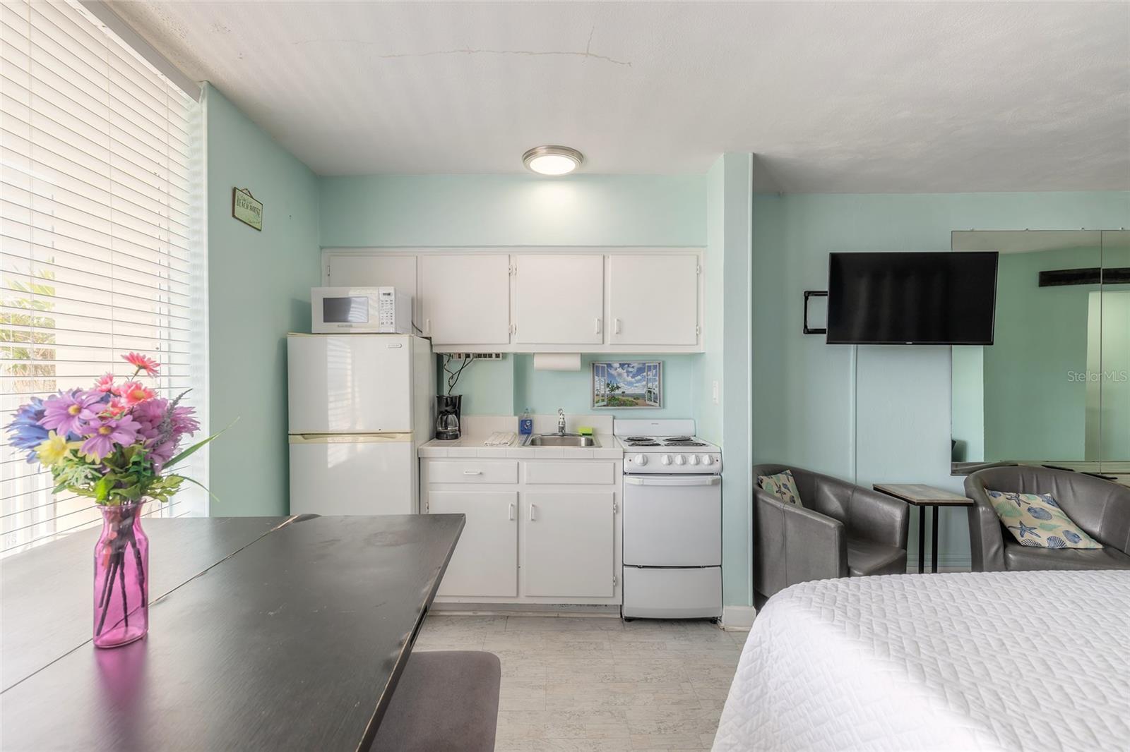Image 9 of 30 For 1233 Atlantic Avenue 3090