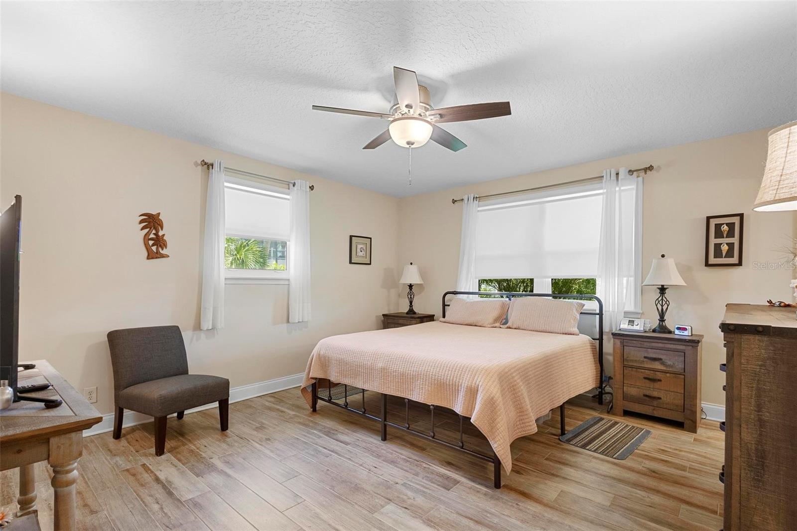 Image 18 of 33 For 2413 Flagler Avenue