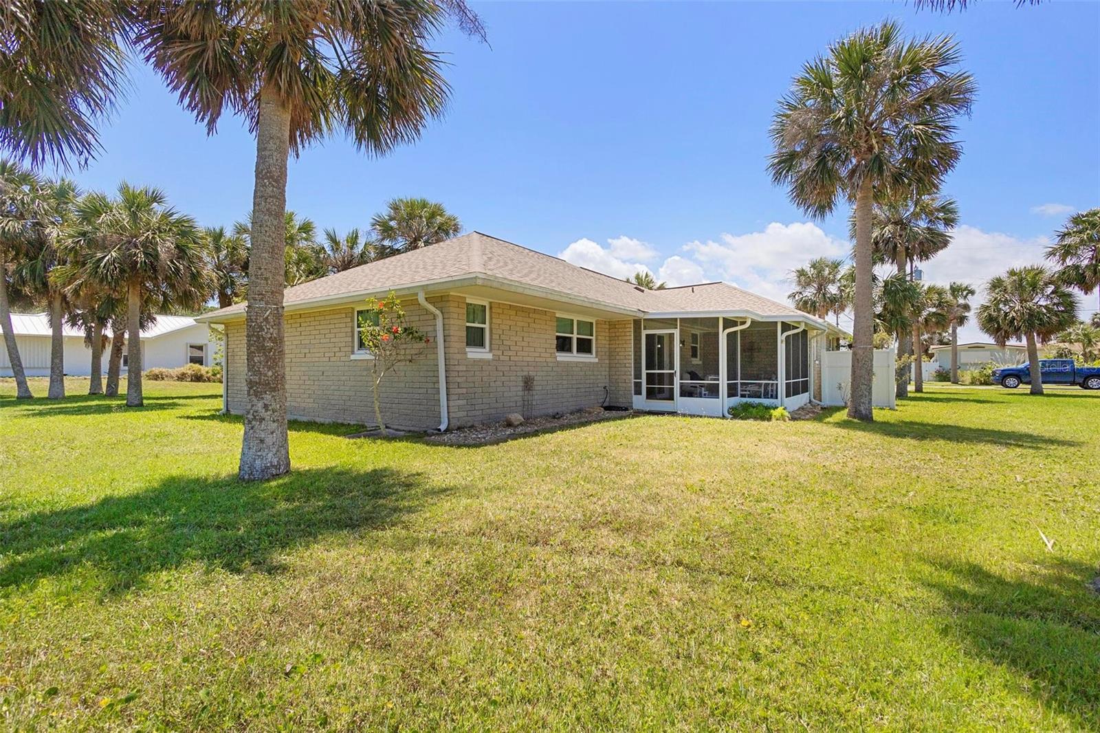 Image 31 of 33 For 2413 Flagler Avenue