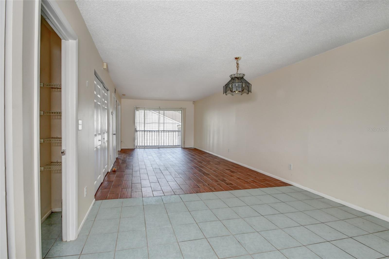 Image 3 of 27 For 313 Dirksen Drive B15