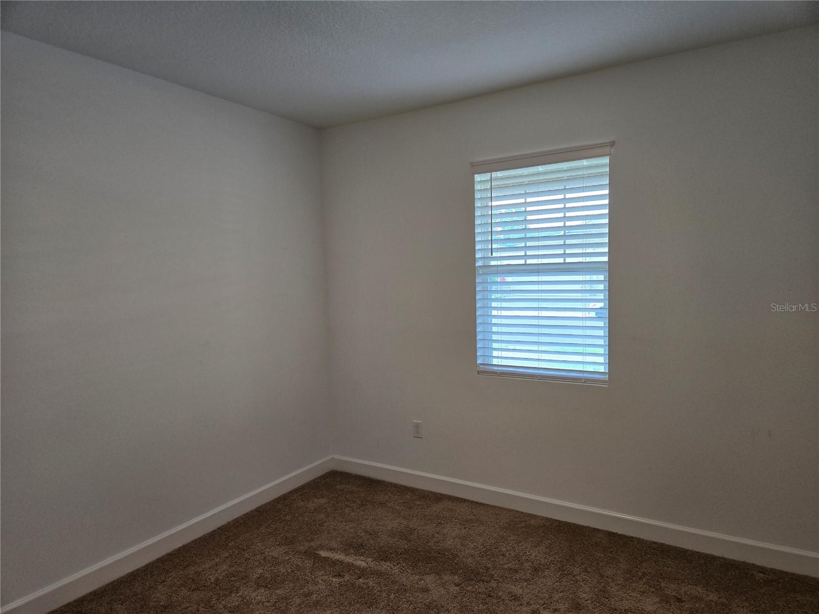 Image 14 of 25 For 899 Asterfield Lane
