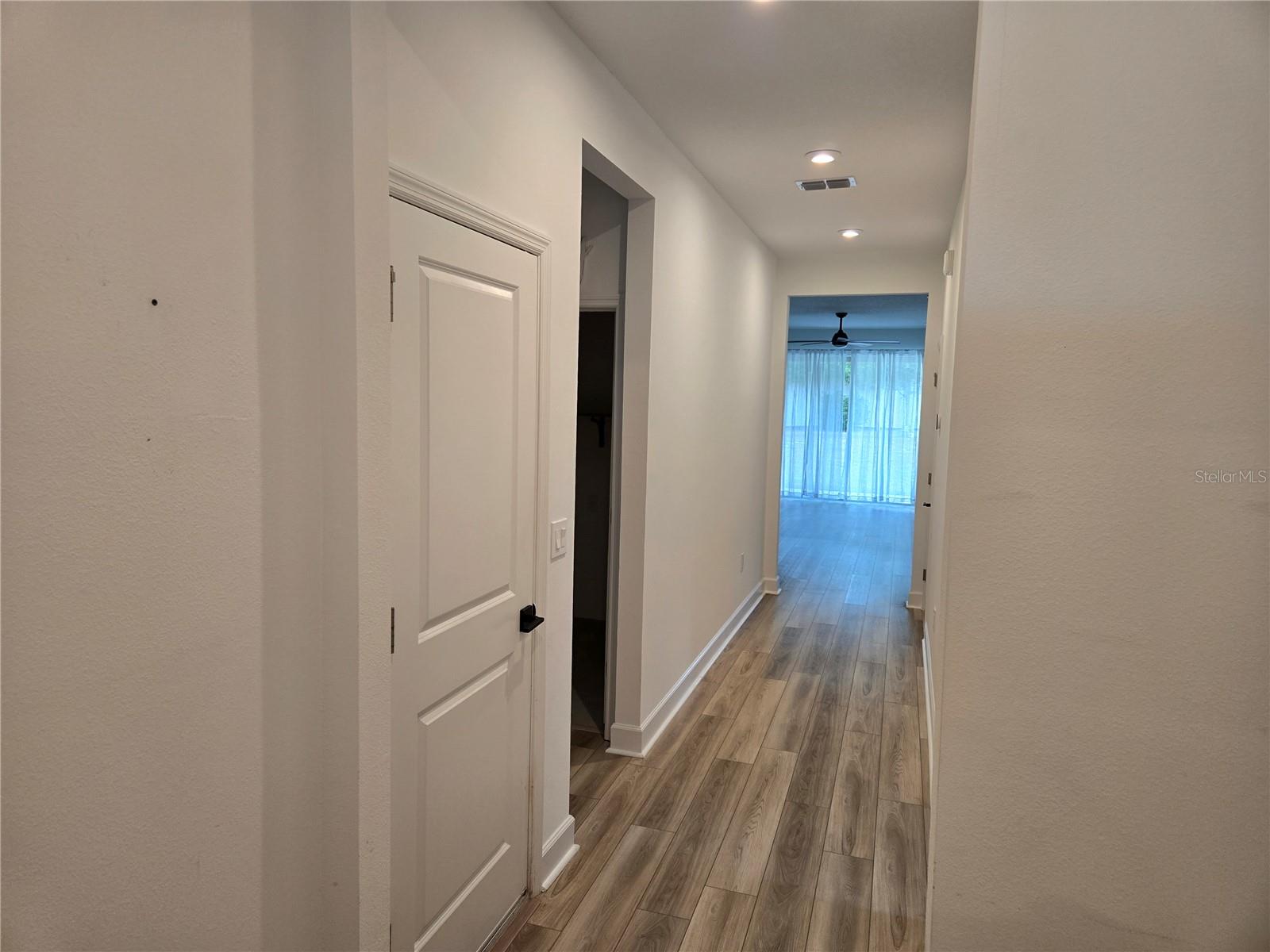Image 3 of 25 For 899 Asterfield Lane