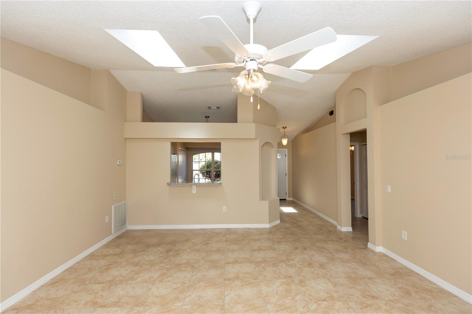 Image 7 of 25 For 801 Coleman Avenue