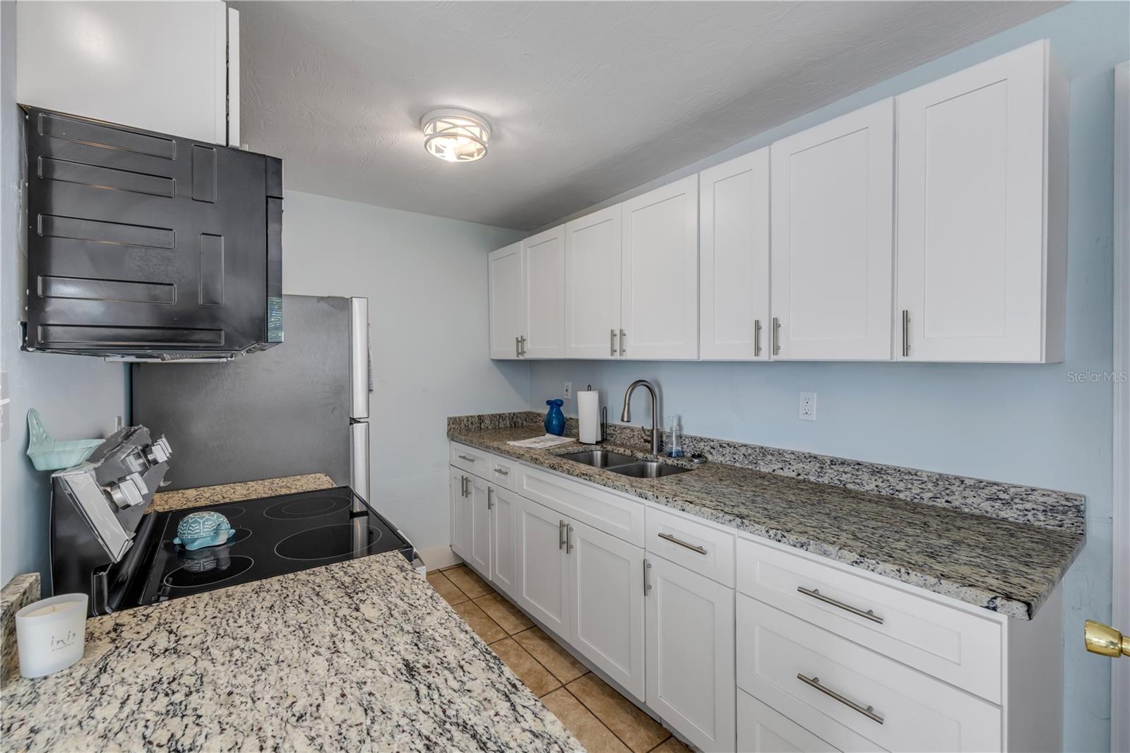 Image 15 of 32 For 128 Oakridge Avenue