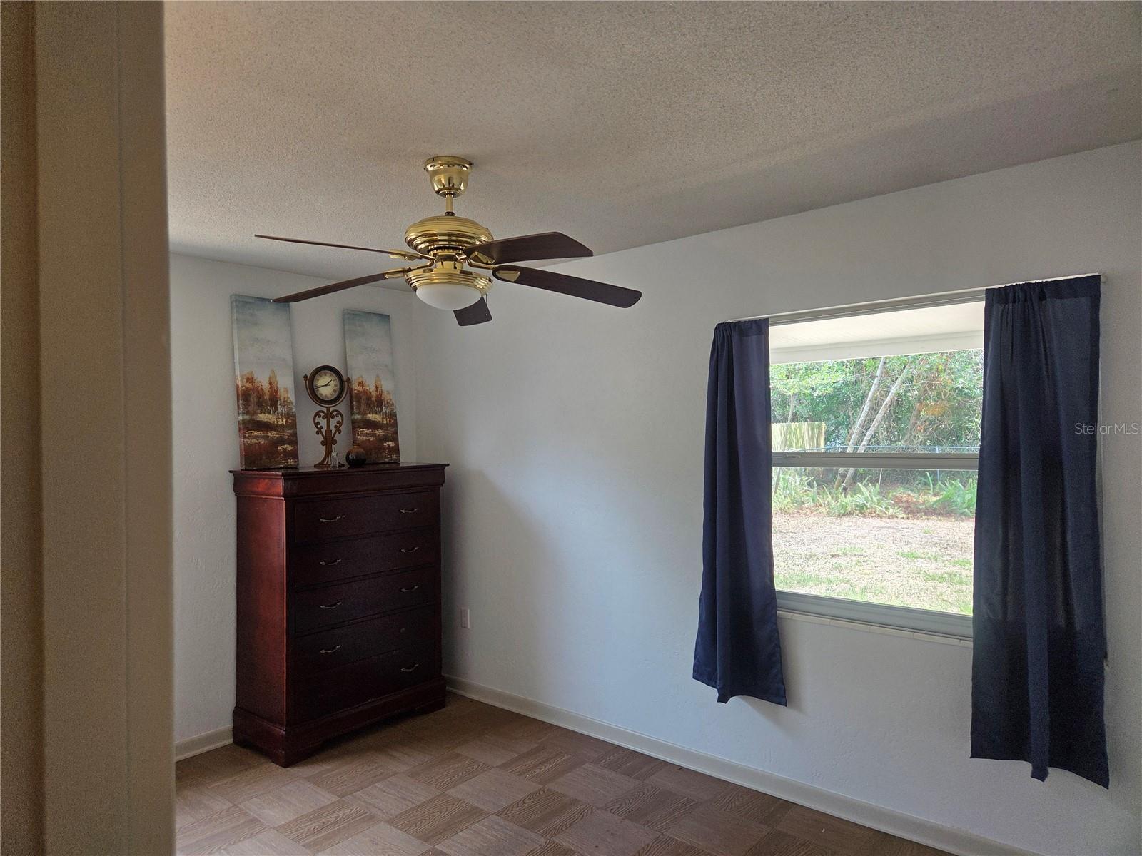 Image 10 of 41 For 2204 Poinsettia Lane