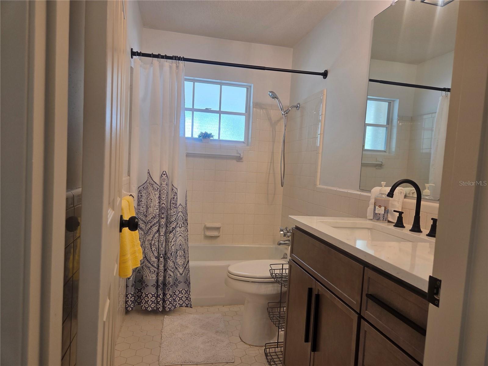 Image 12 of 41 For 2204 Poinsettia Lane
