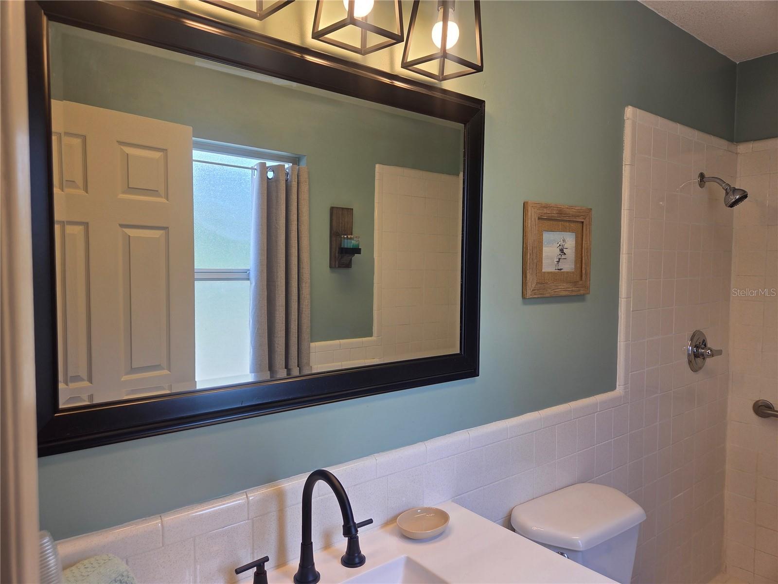 Image 26 of 41 For 2204 Poinsettia Lane