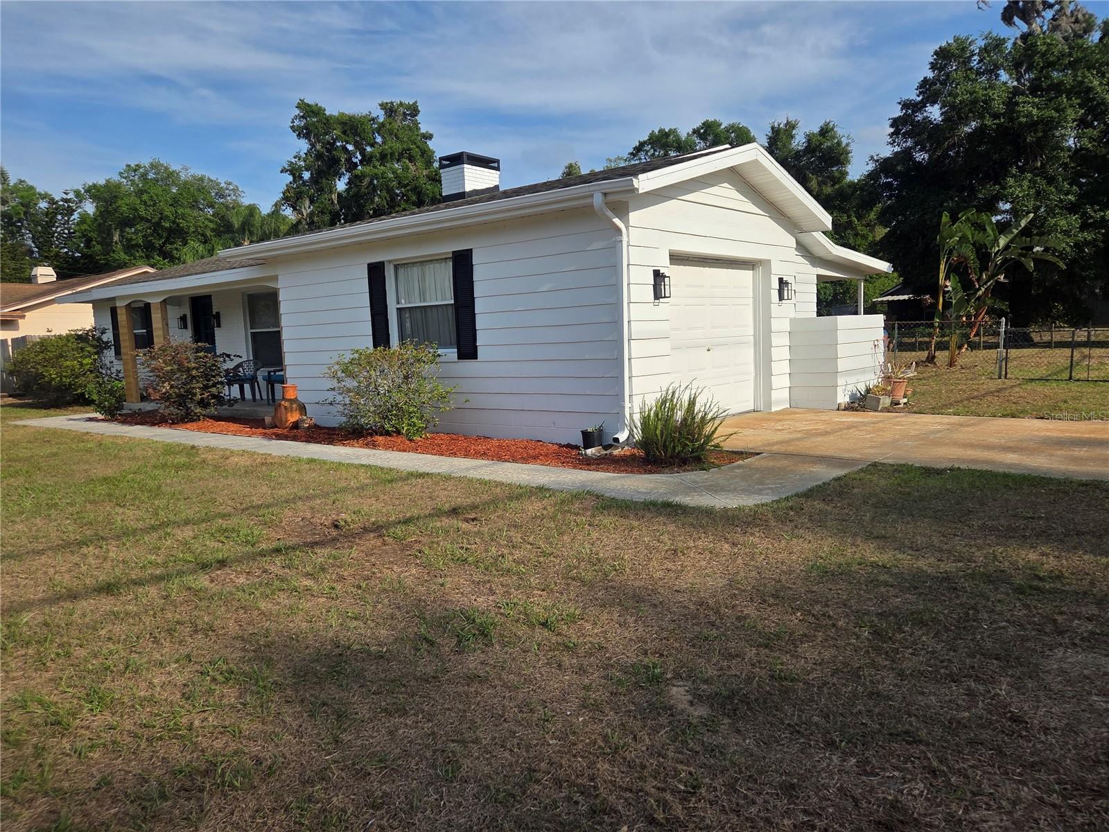 Image 6 of 41 For 2204 Poinsettia Lane