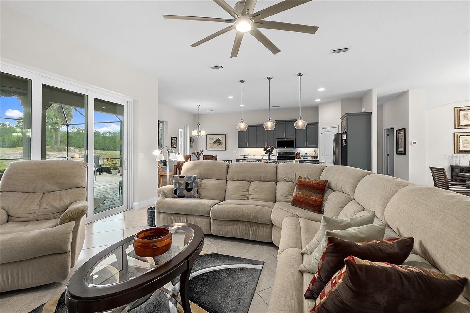 Image 13 of 40 For 2814 Asciano Court
